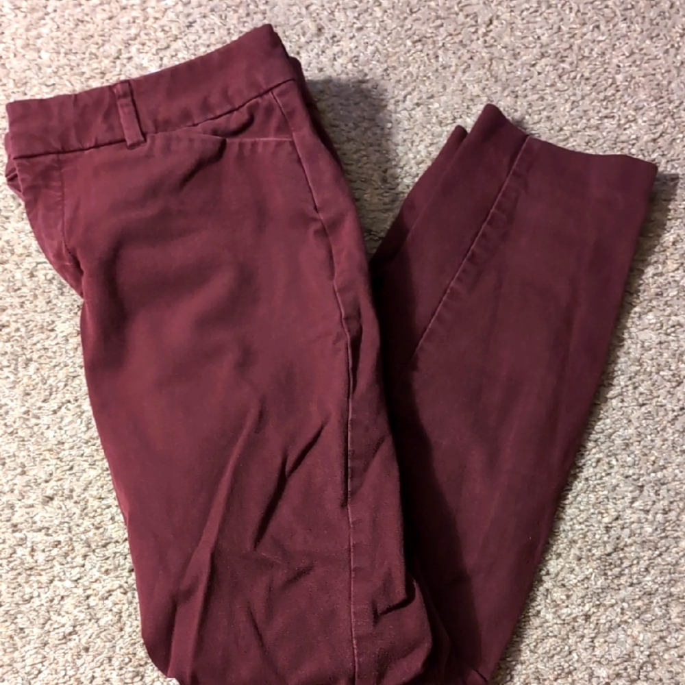 Maroon Ankle Pixie Pants (8P)